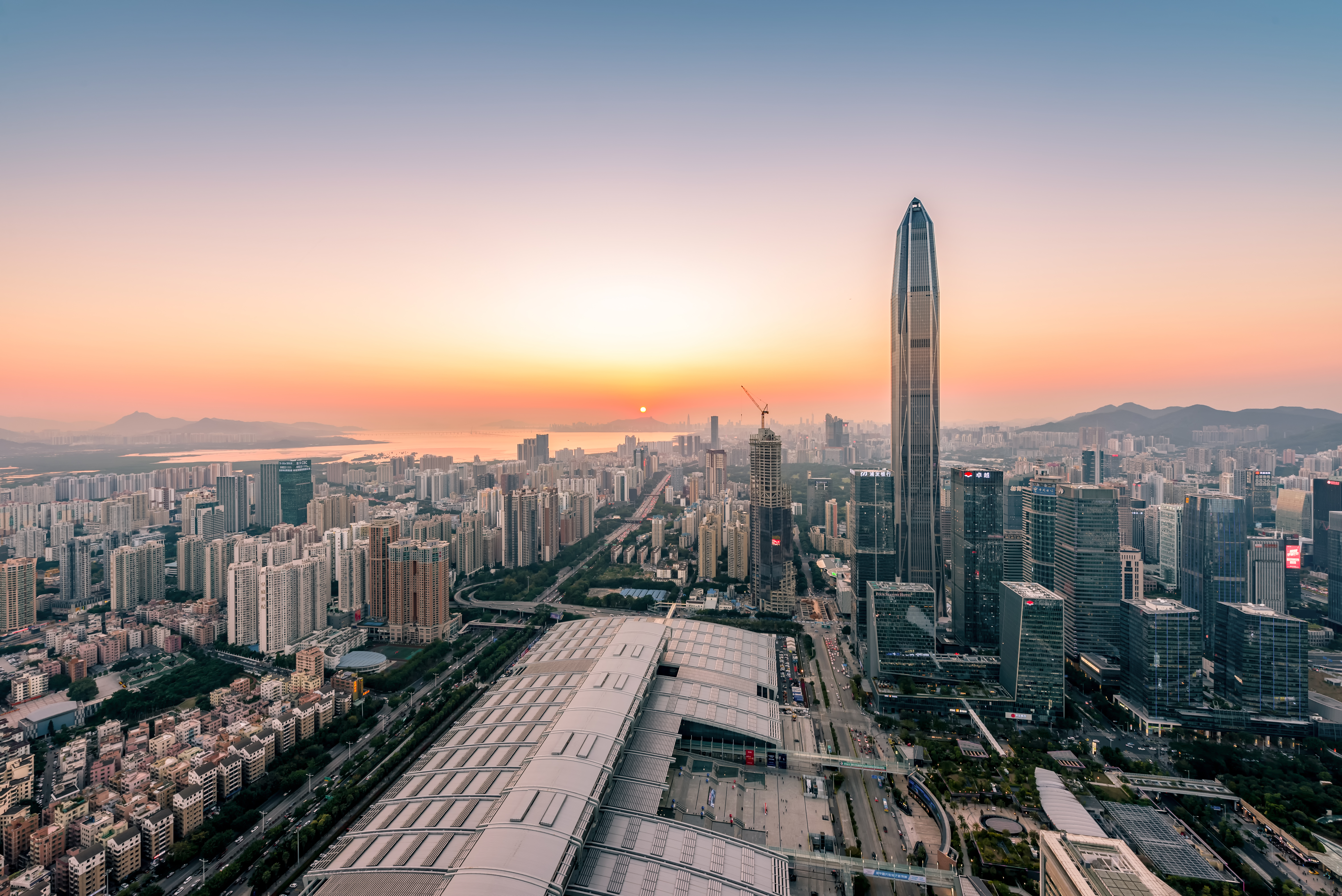 深圳商报 | yp街机董事长兼CEO陈宁： 推动深港创新企业合作